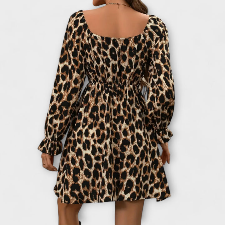 Íde - Chic Leopard Print Dress