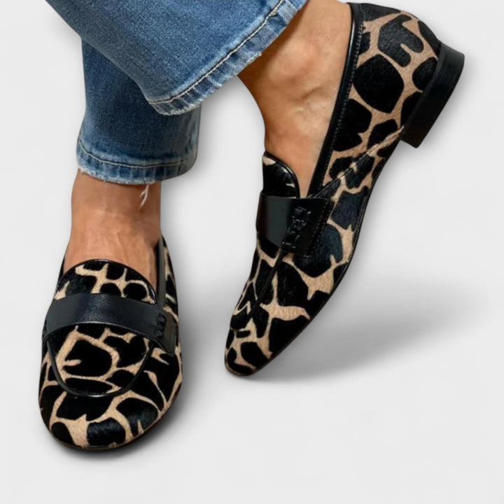 Aoibhinn - Leopard Print Clogs