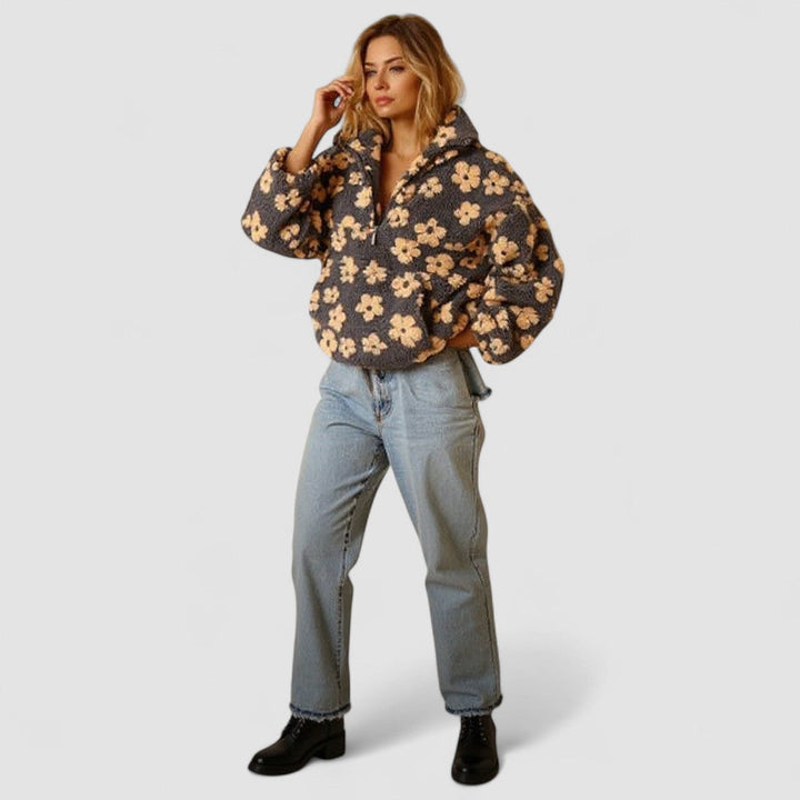 Íde - Oversized Floral Sweatshirt
