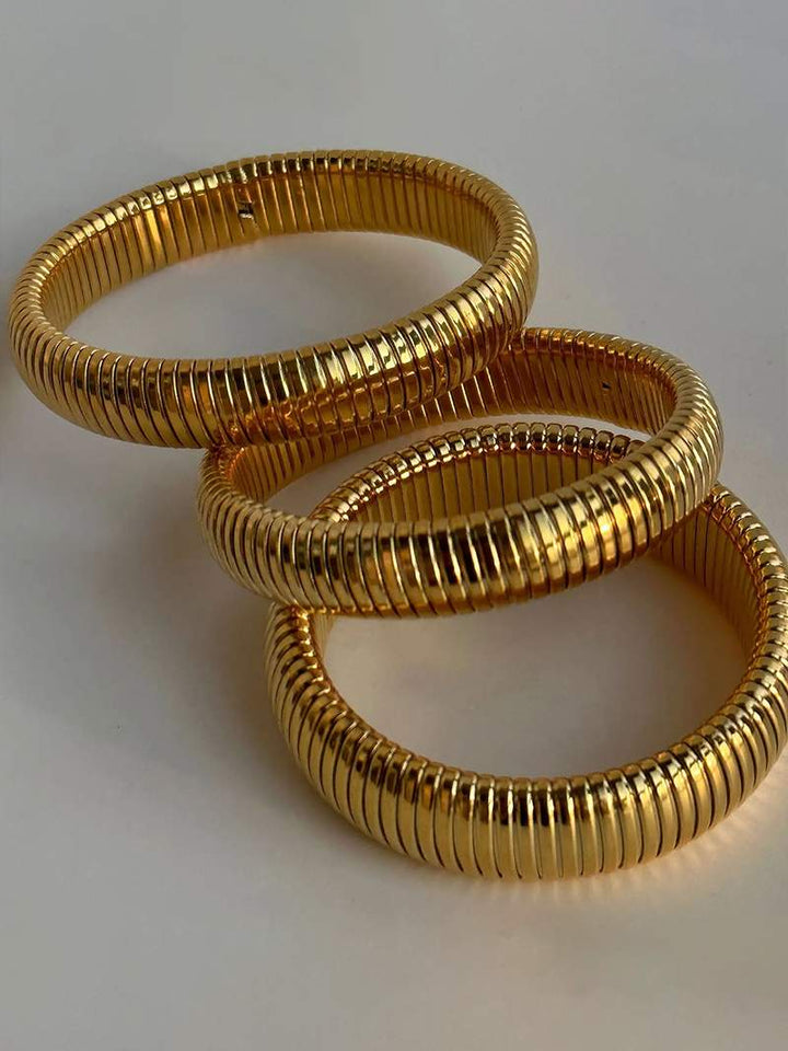 Saoirse - Gold Striped Bracelet