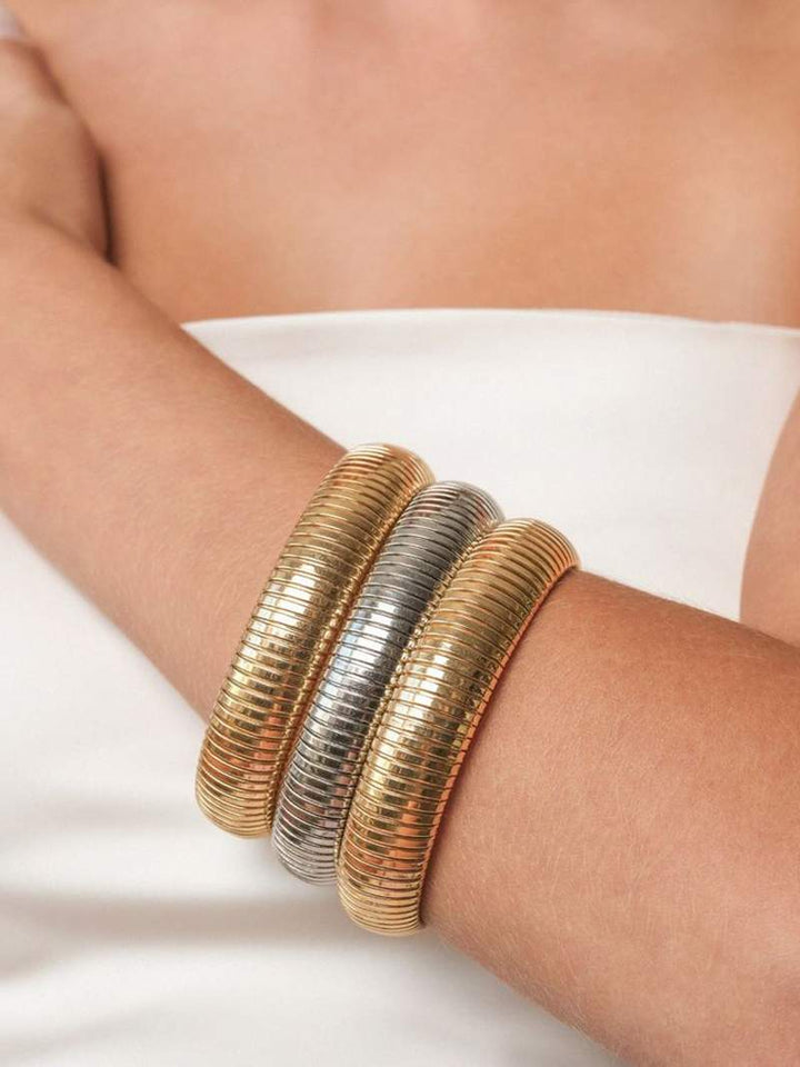 Saoirse - Gold Striped Bracelet