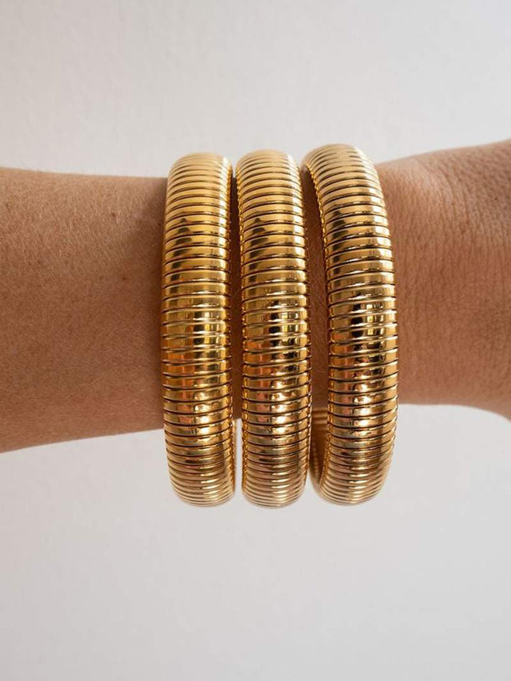 Saoirse - Gold Striped Bracelet
