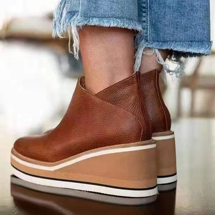 Tara - Chic and Stylish Boots