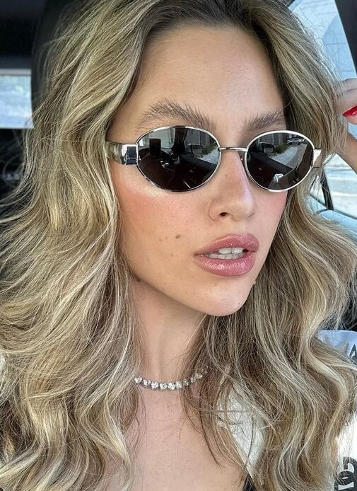 Sinéad - Timeless Vintage Eyewear