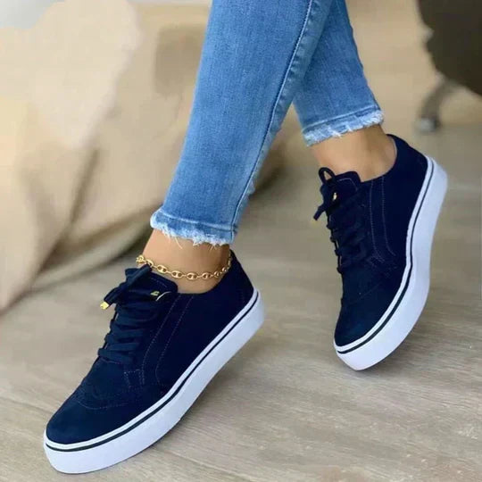 Aobhnait - Chic Lace-Up Sneakers