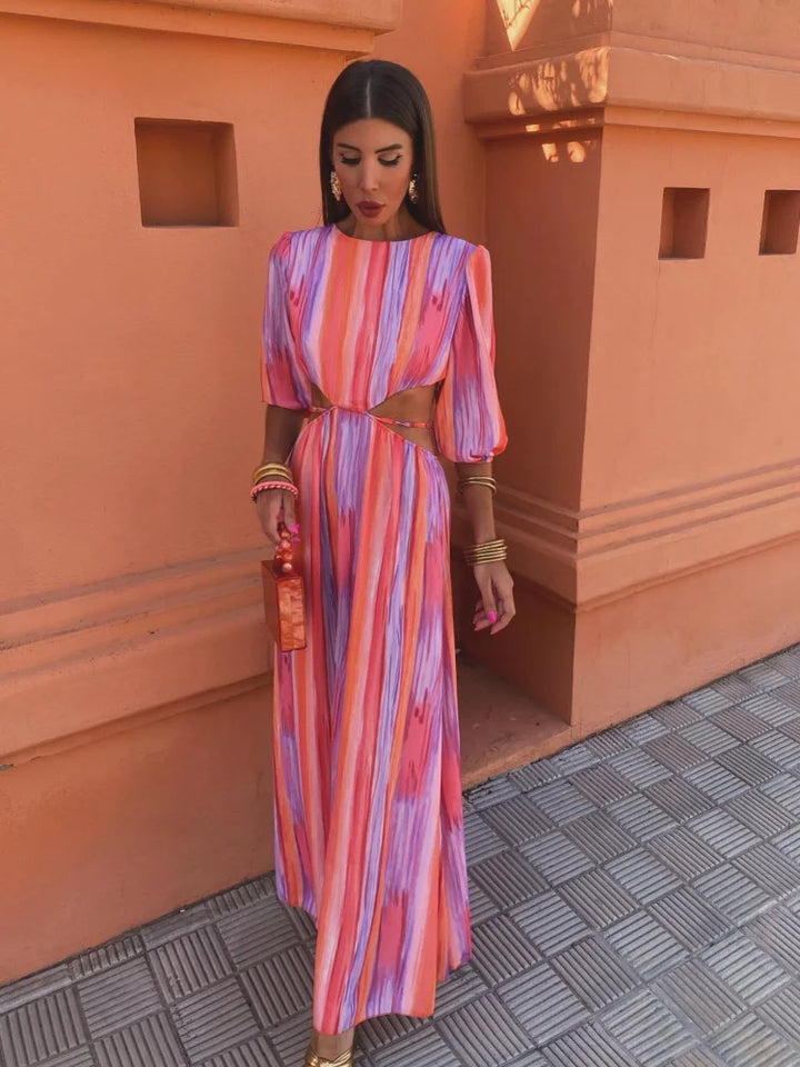 Saoirse - Chic Cut-Out Dress