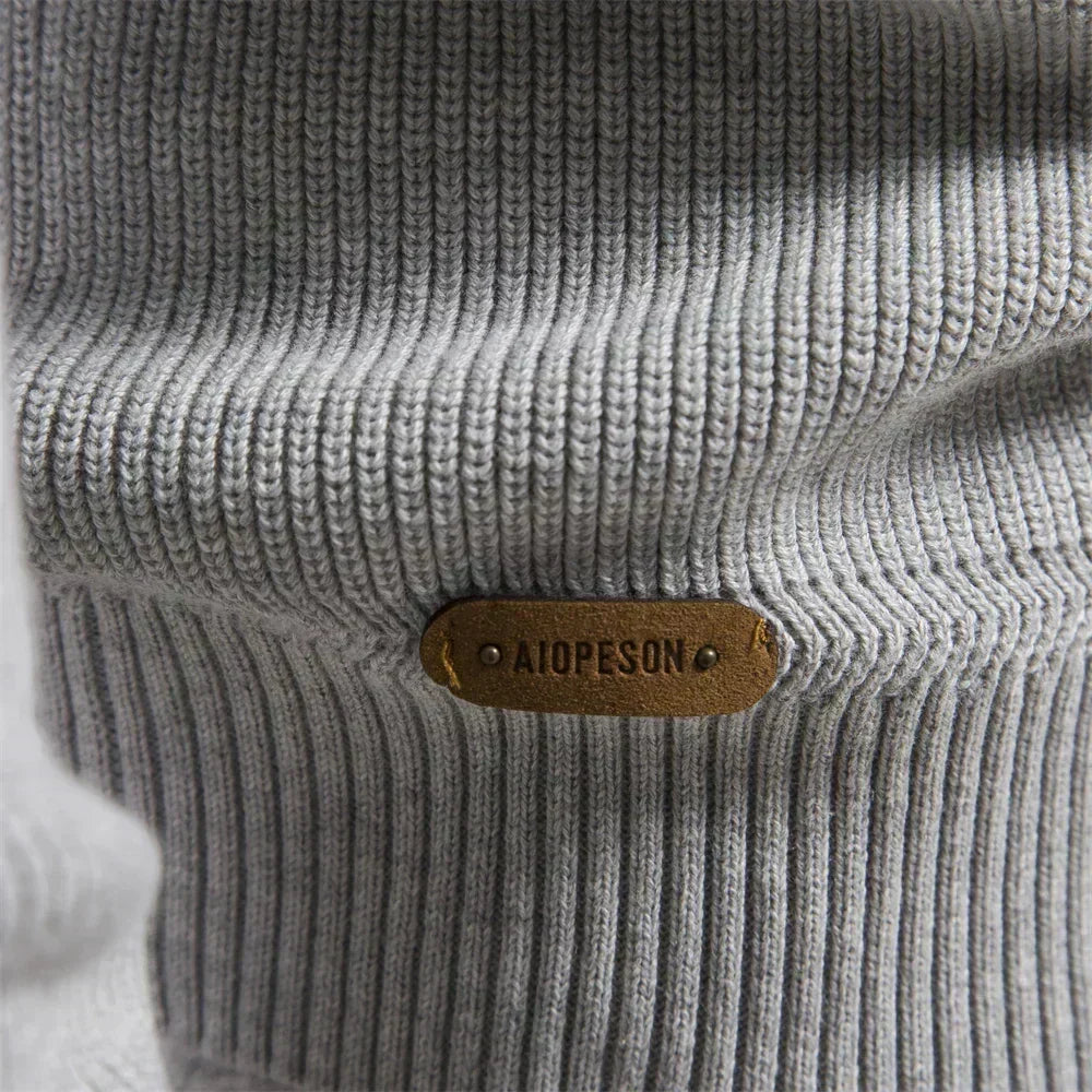 Tadhg - Breathable Mid-Zip Sweater