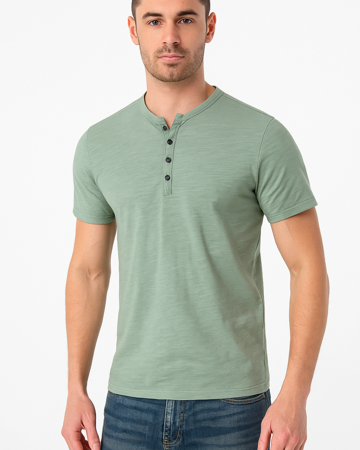 Cian - Chic Henley Top