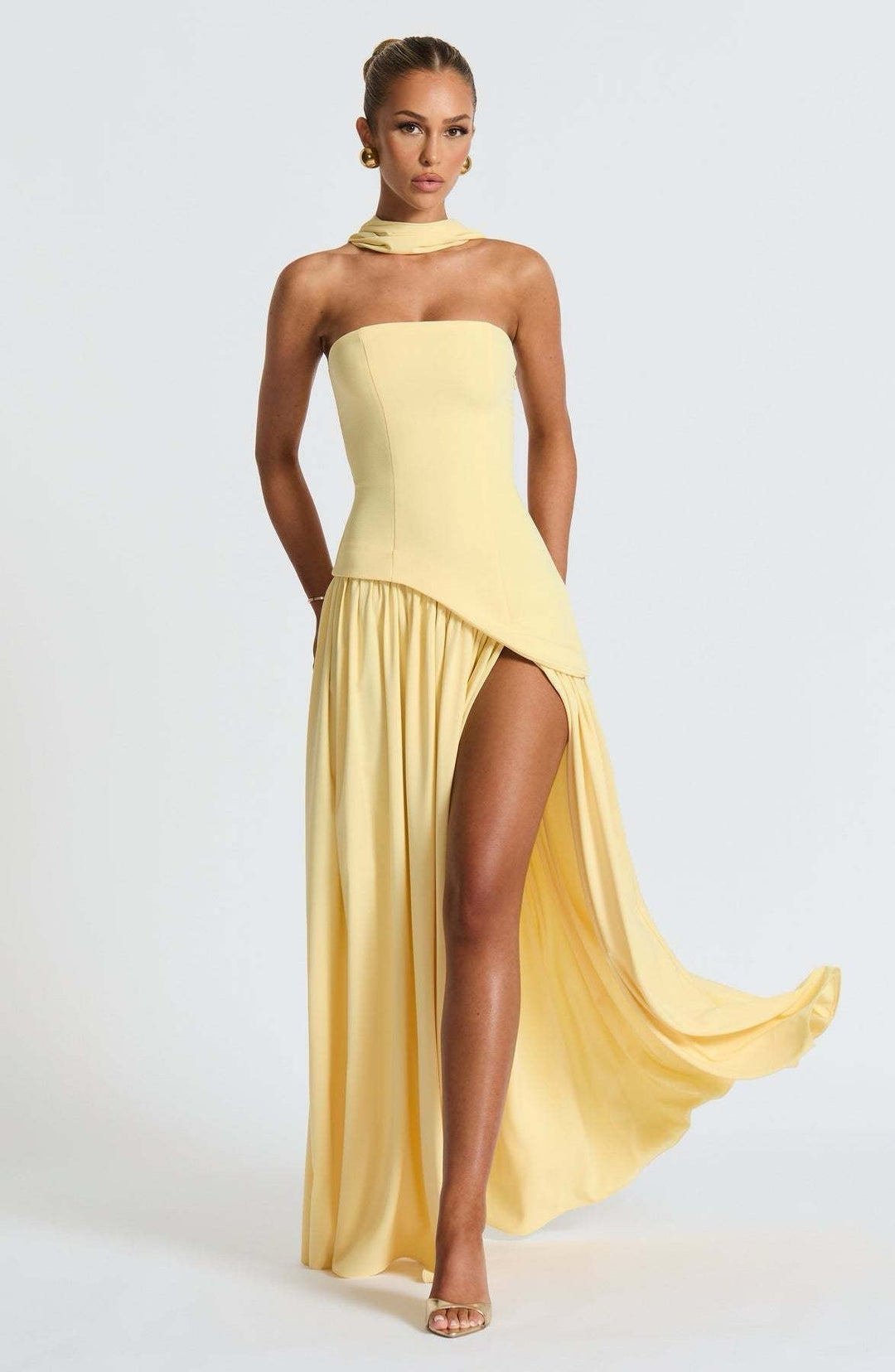 Iseult - Elegant Maxi Dress