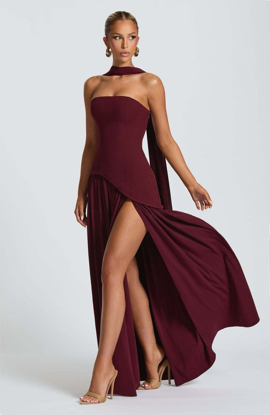 Iseult - Elegant Maxi Dress