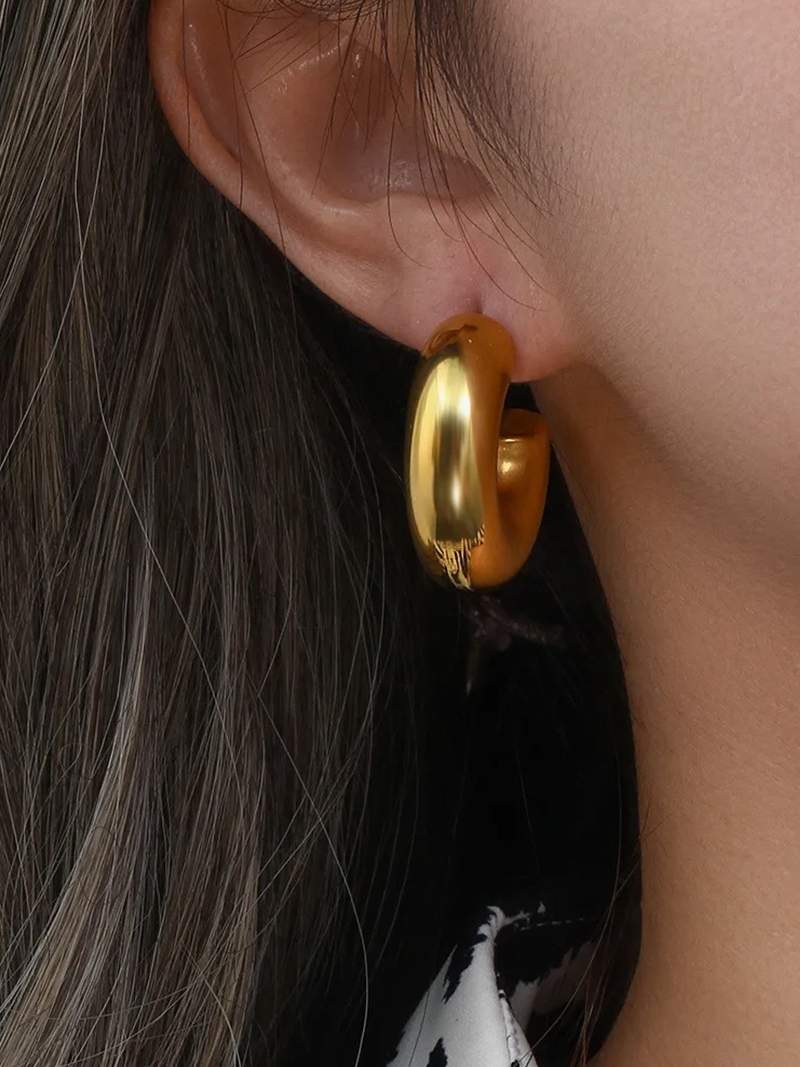 Sinéad - Bold Gold Hoop Earrings