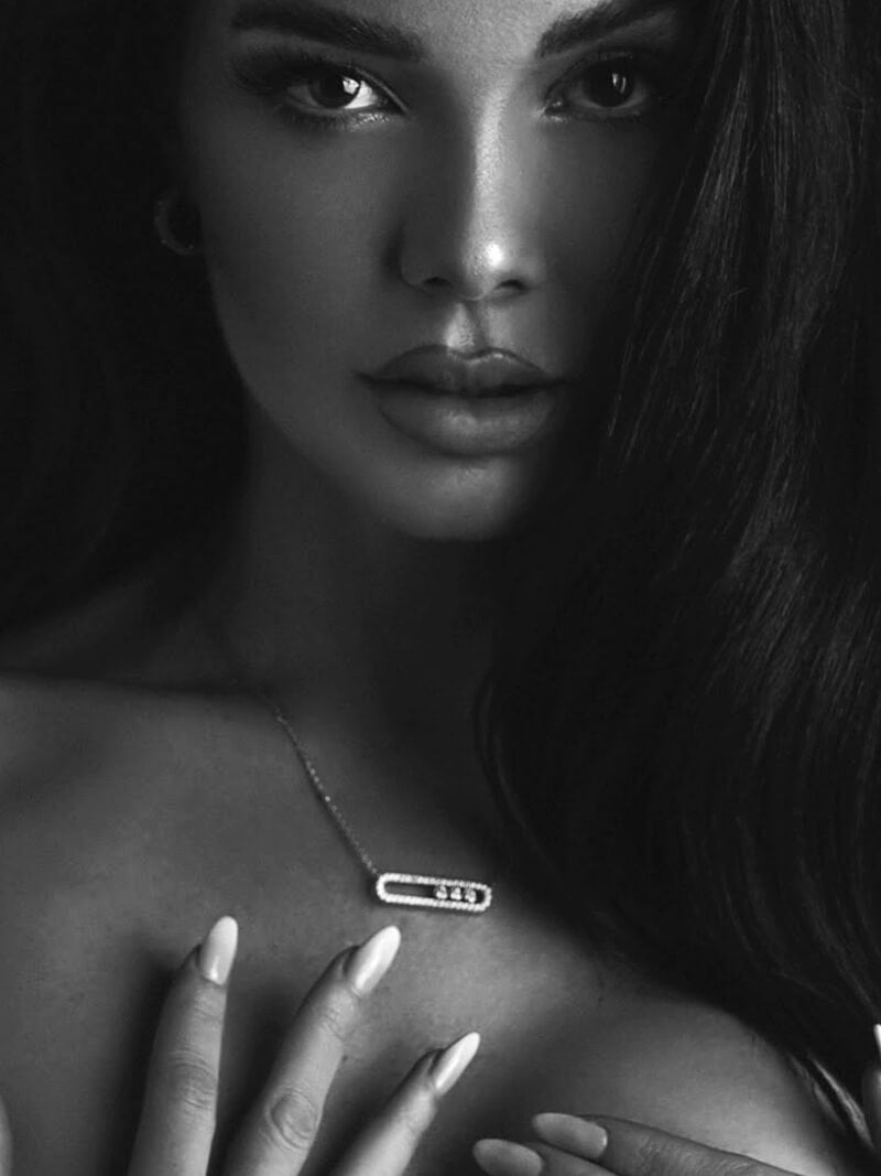 Aoife - Diamond Pendant Necklace