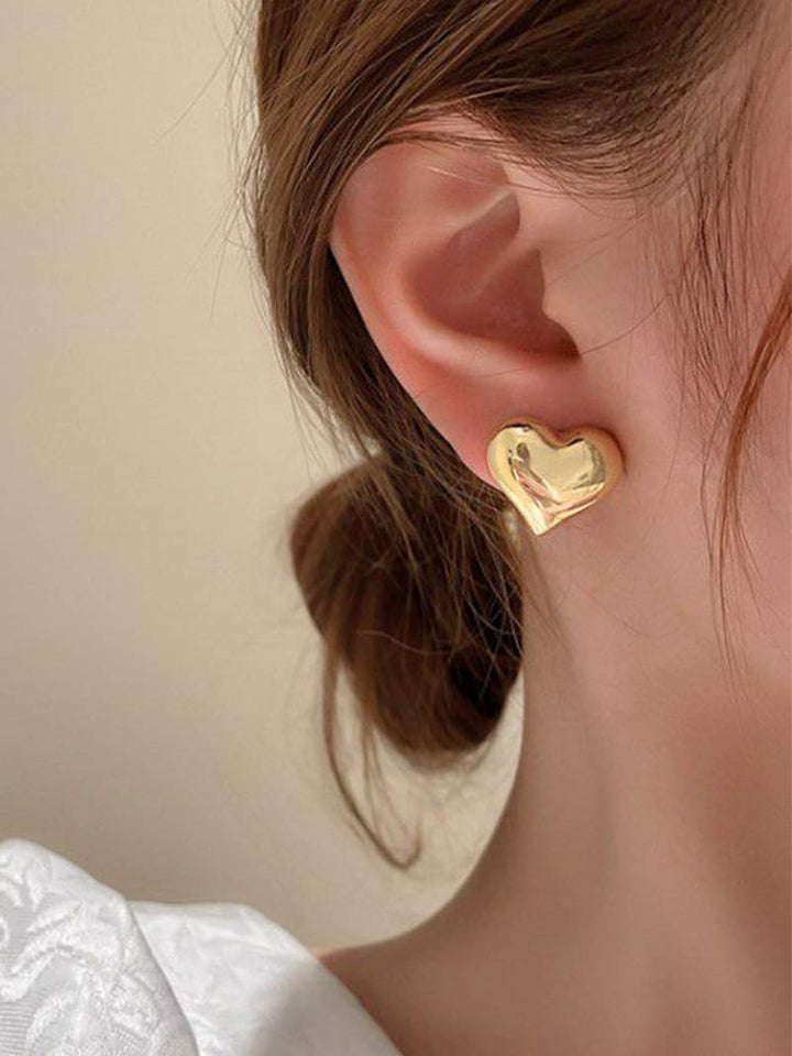 Gráinne - Bold Heart-Shaped Hoop Earrings