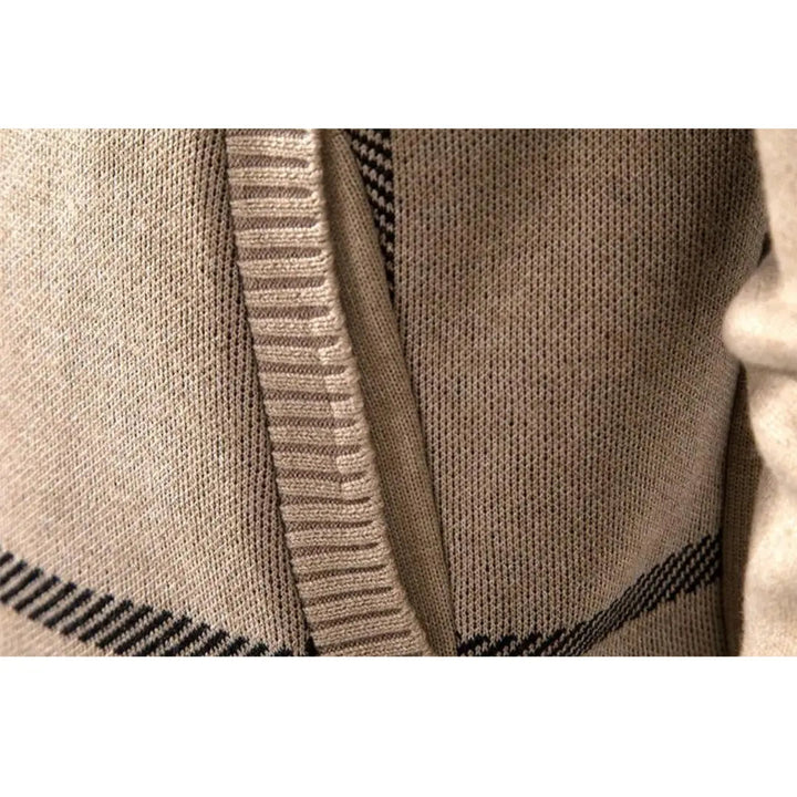 Rian - Chic Zip-Up Sweater