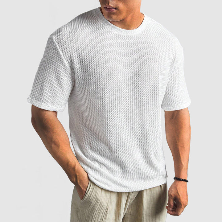 Seán - Chic Tee