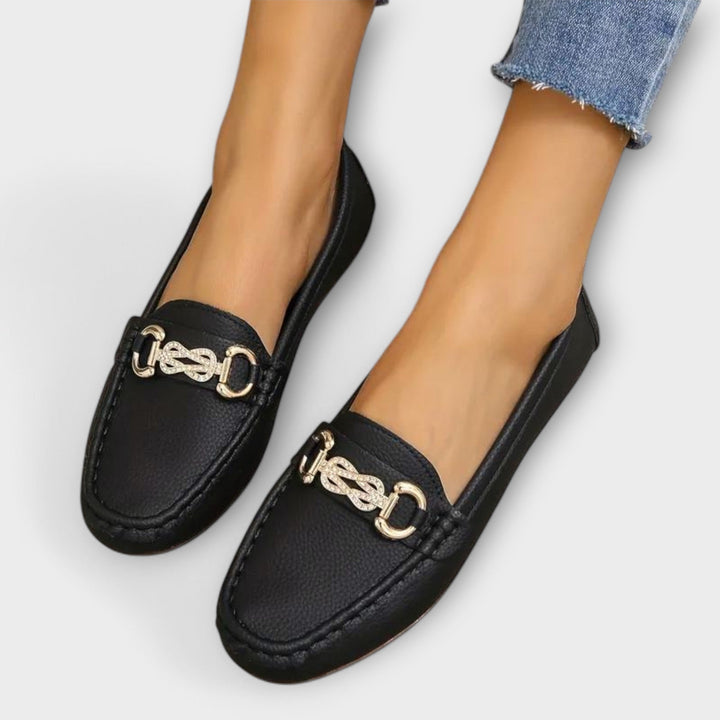 Nóra - Chic and Sophisticated Loafers