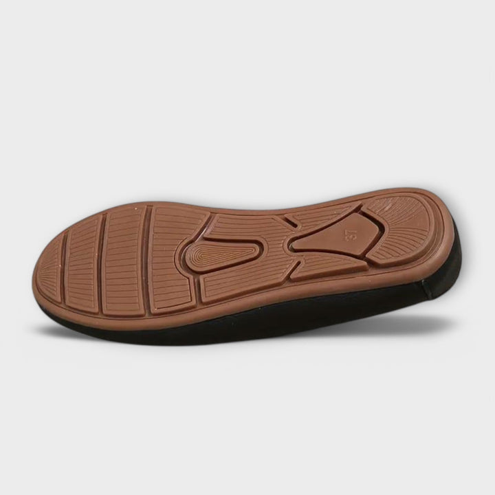 Nóra - Chic and Sophisticated Loafers