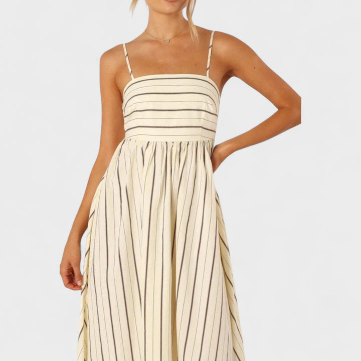 Aoibhe - Sophisticated Maxi Dress