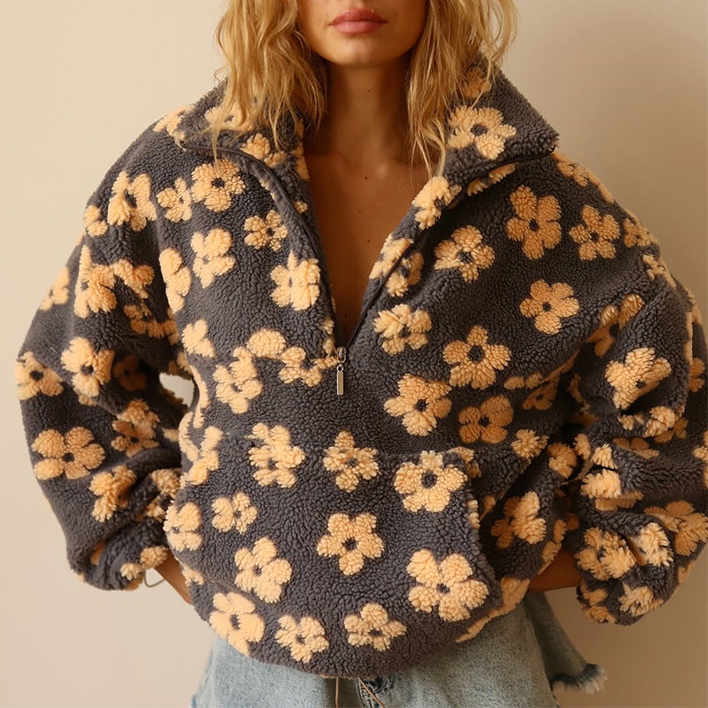 Íde - Oversized Floral Sweatshirt