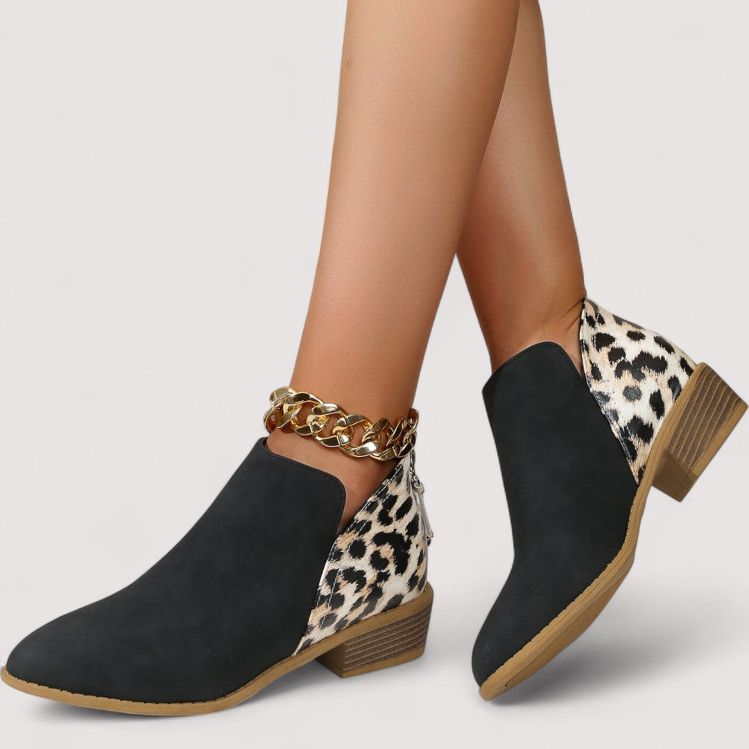 Aobhnait - Chic Ankle Boots