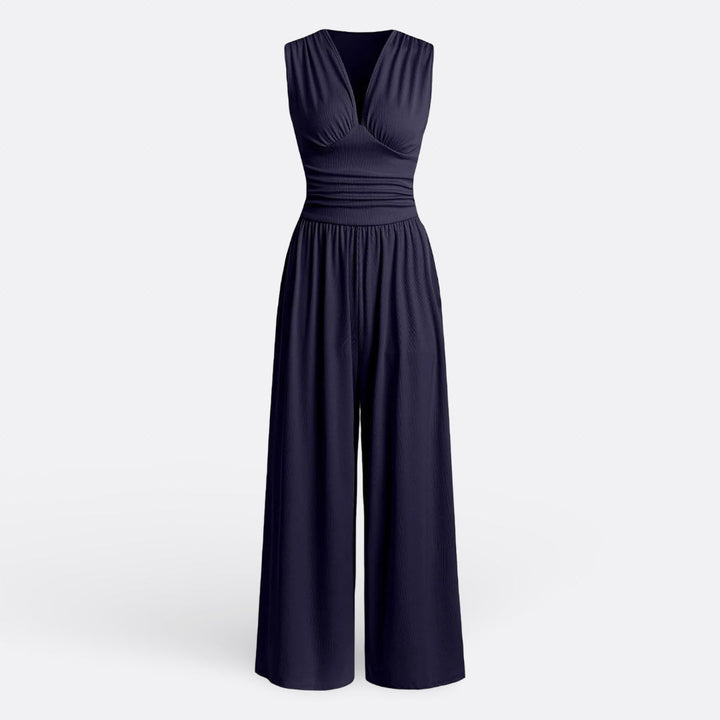 Rita - Stylish Mono Elegance