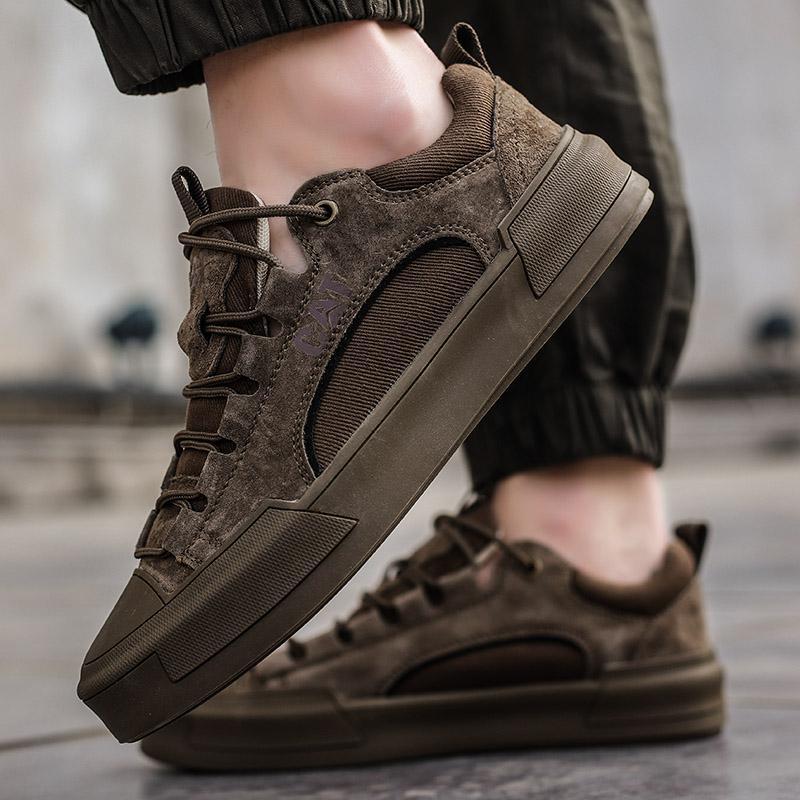 Oisín - Chic Sneakers