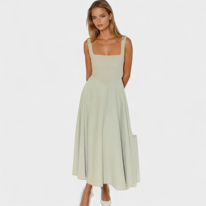 Doireann - Chic Midi Dress