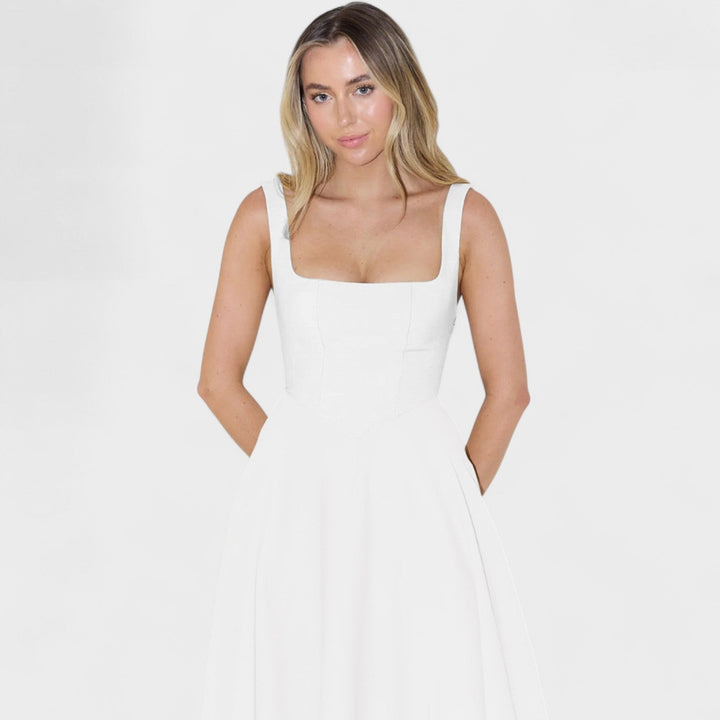 Doireann - Chic Midi Dress