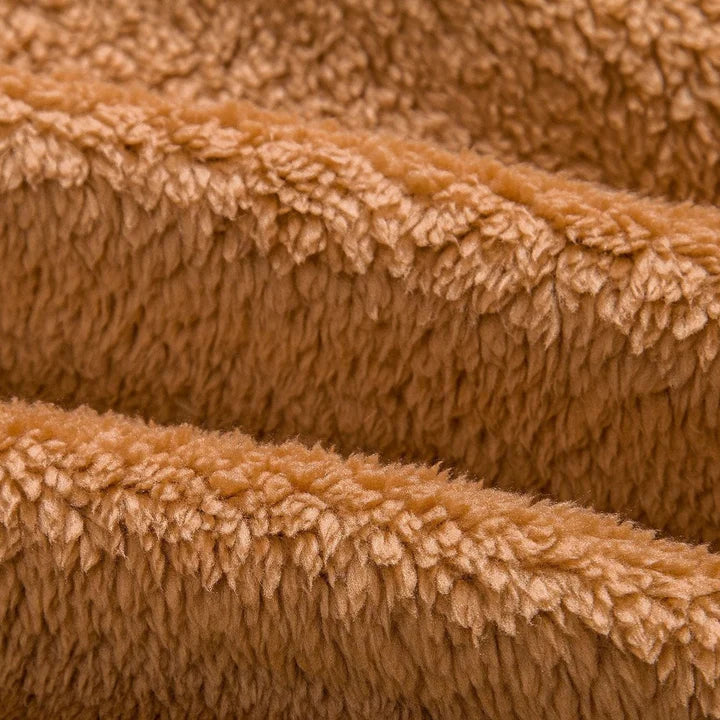Eoin - Cozy Plush Sweater