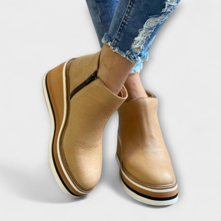 Bláthnaid - Stylish and Cozy Boots