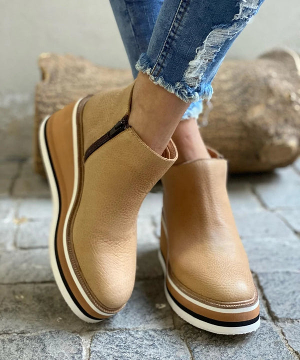 Tara - Chic and Stylish Boots