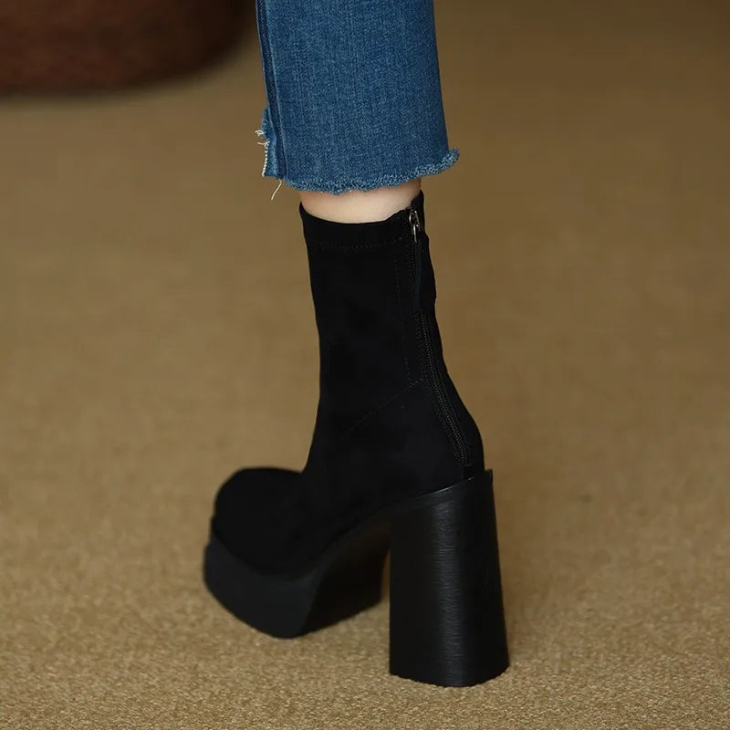Nábla - Contemporary Ankle Boots