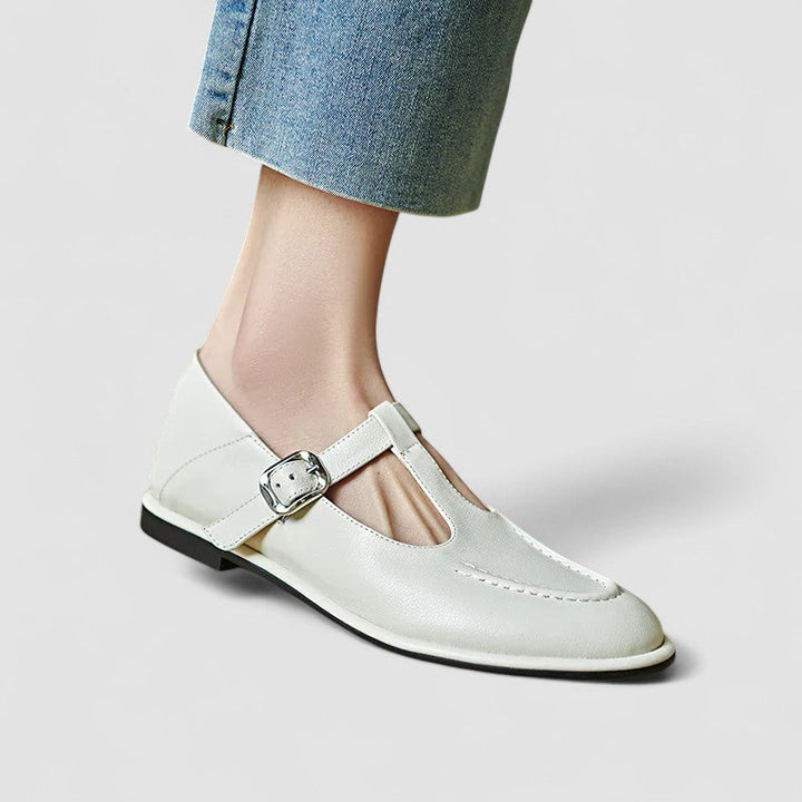 Fiona - Classic Mary Jane Footwear