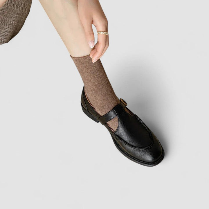 Éilis - Classic Mary Jane Footwear