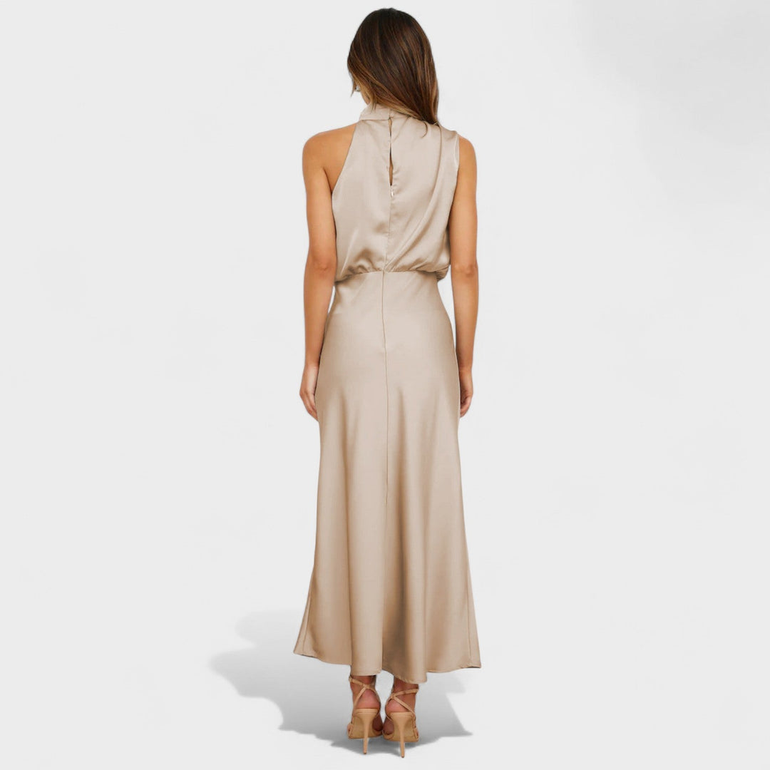 Aingeal - Sophisticated Gown