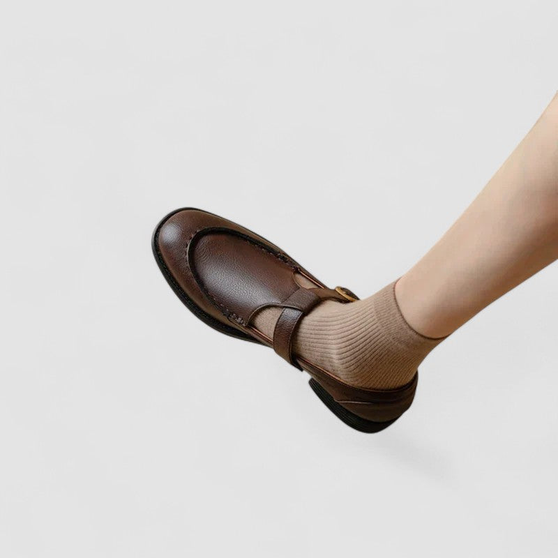 Éilis - Classic Mary Jane Footwear