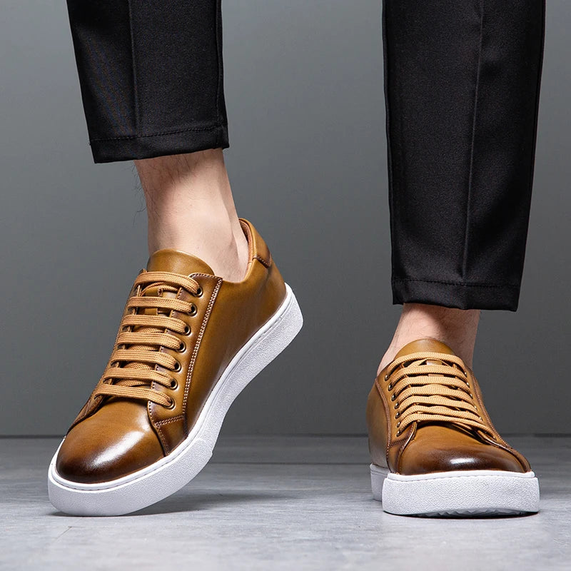 Seán - Chic Sneakers