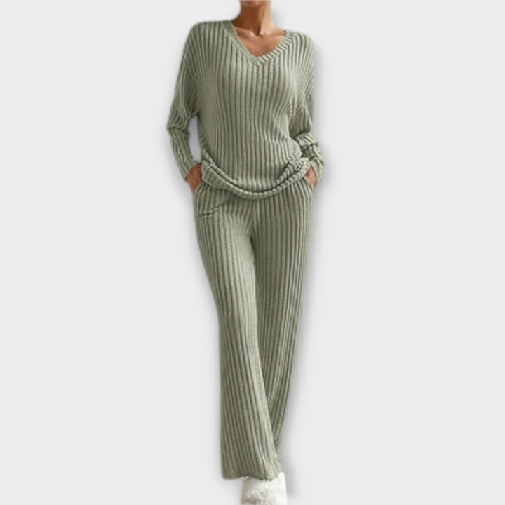 Bríd - Stylish Ribbed Ensemble