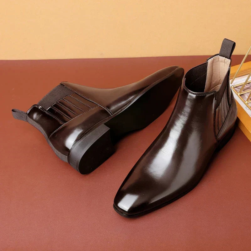 Tadhg - Chic Ankle Booties