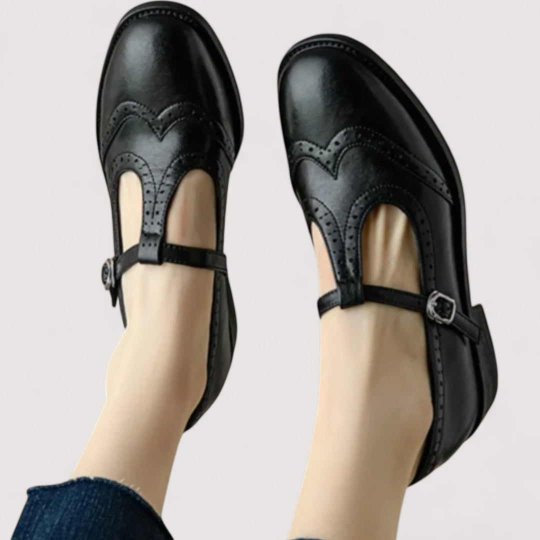 Caoimhe - Stylish and Cozy Sandals
