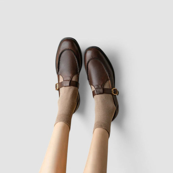 Éilis - Classic Mary Jane Footwear