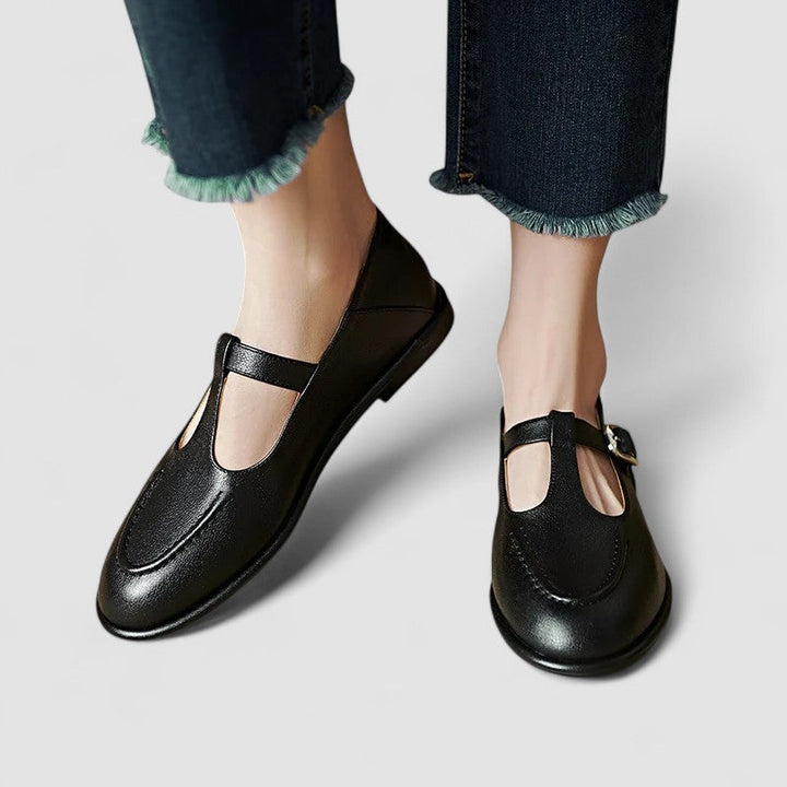 Fiona - Classic Mary Jane Footwear