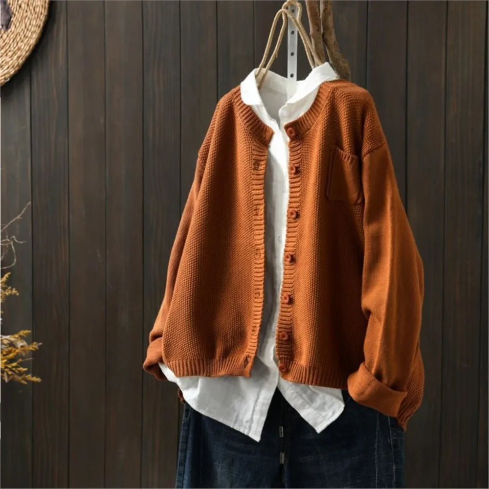 Saoirse - Chic Cardigan