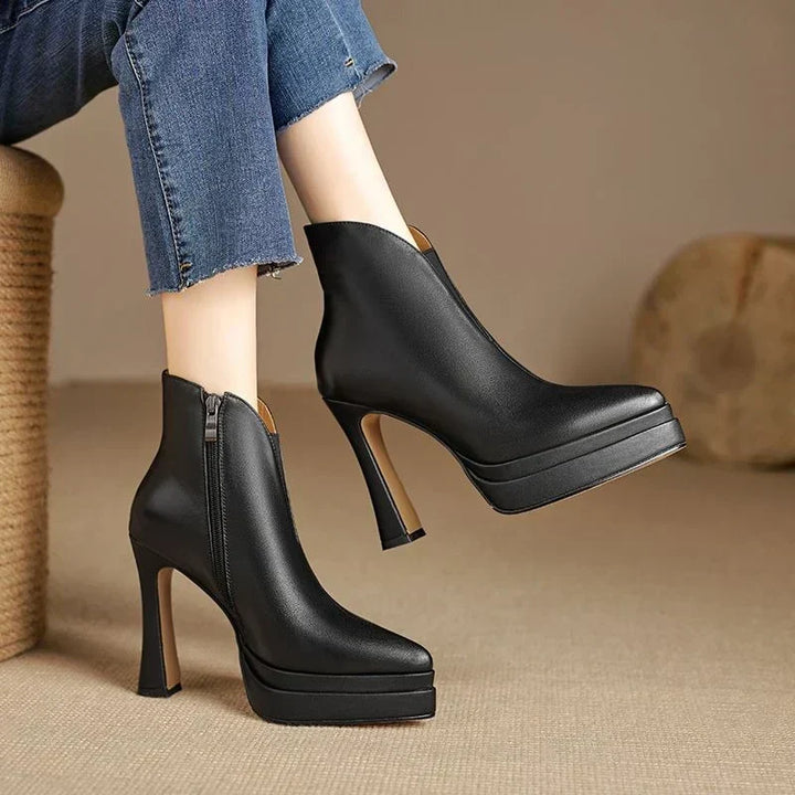 Éilis - Chic Vintage-Inspired Boots