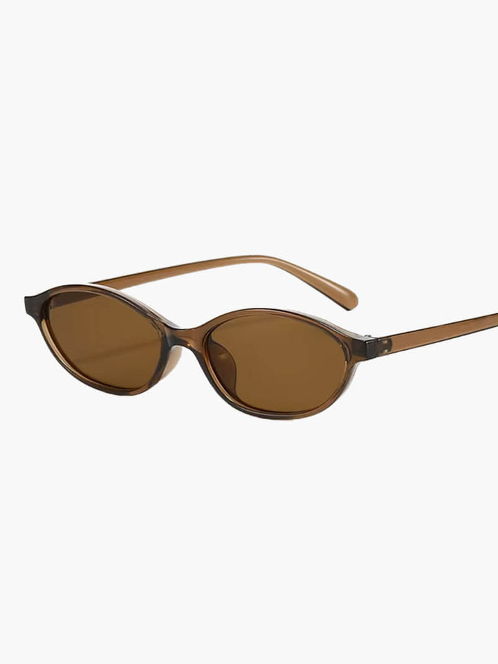 Clodagh - Retro Oval Eyeglasses