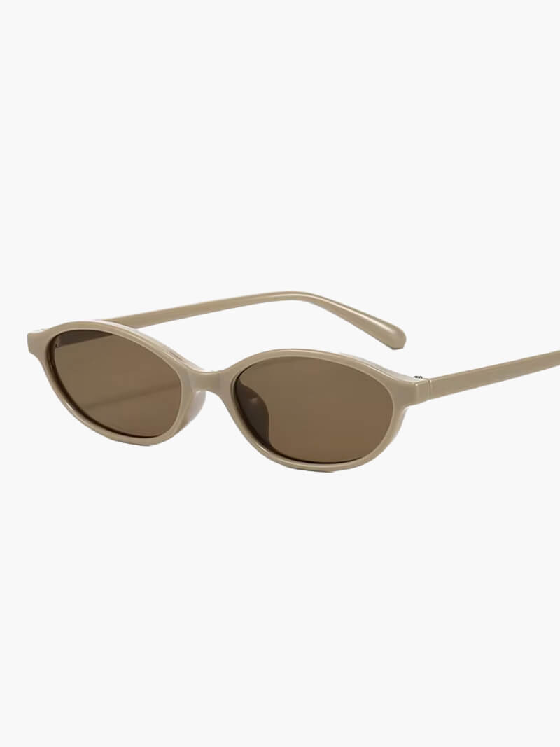 Clodagh - Retro Oval Eyeglasses