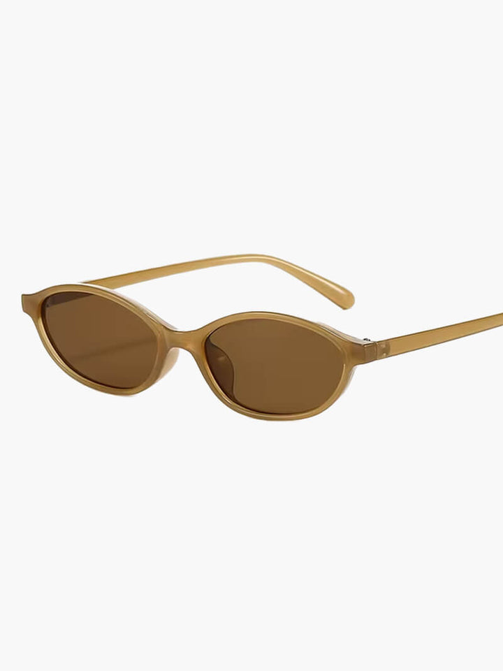 Clodagh - Retro Oval Eyeglasses