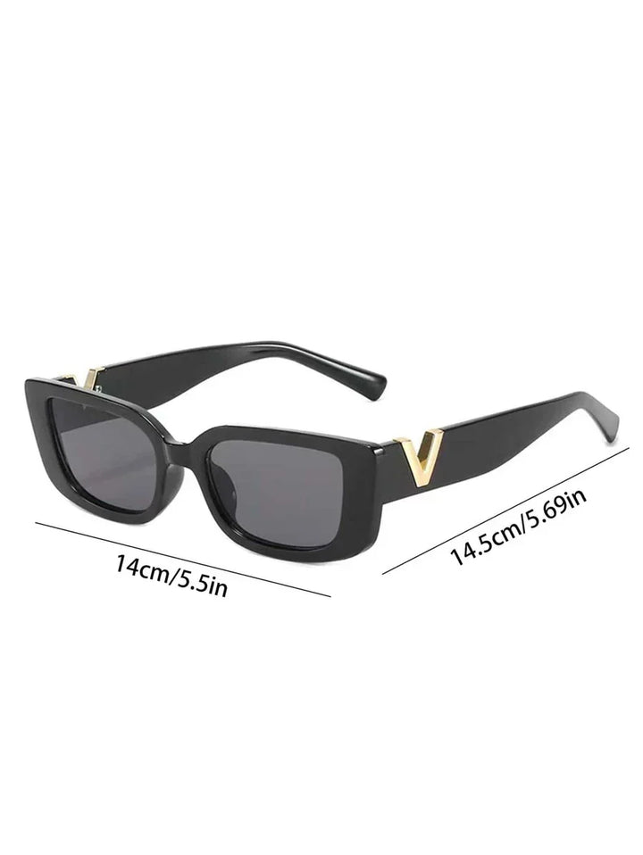 Nuala - Oval Gold-Toned Glasses