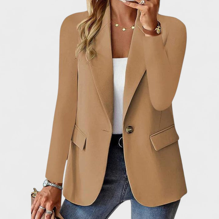 Aoibhinn - Sophisticated Chic Blazer