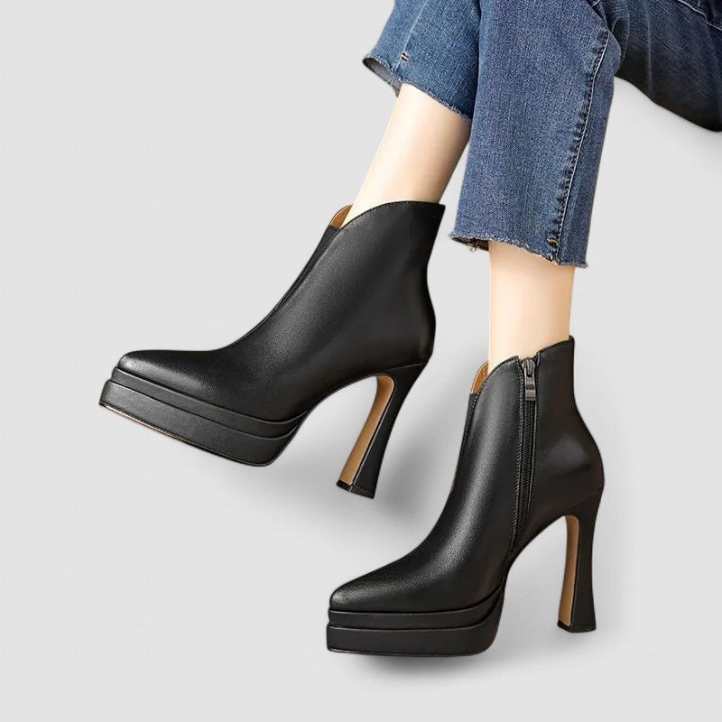 Éilis - Chic Vintage-Inspired Boots
